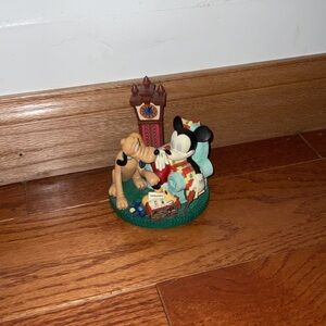 Disney Vintage 1995 Christmas At Our House Mickey Mouse And Pluto Figurine